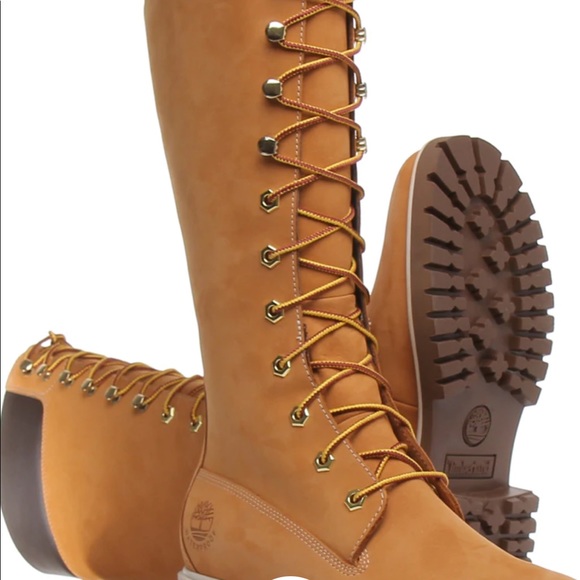 Timberland boots tall for women size 6, one zipper side needs to be fixed - Picture 2 of 6